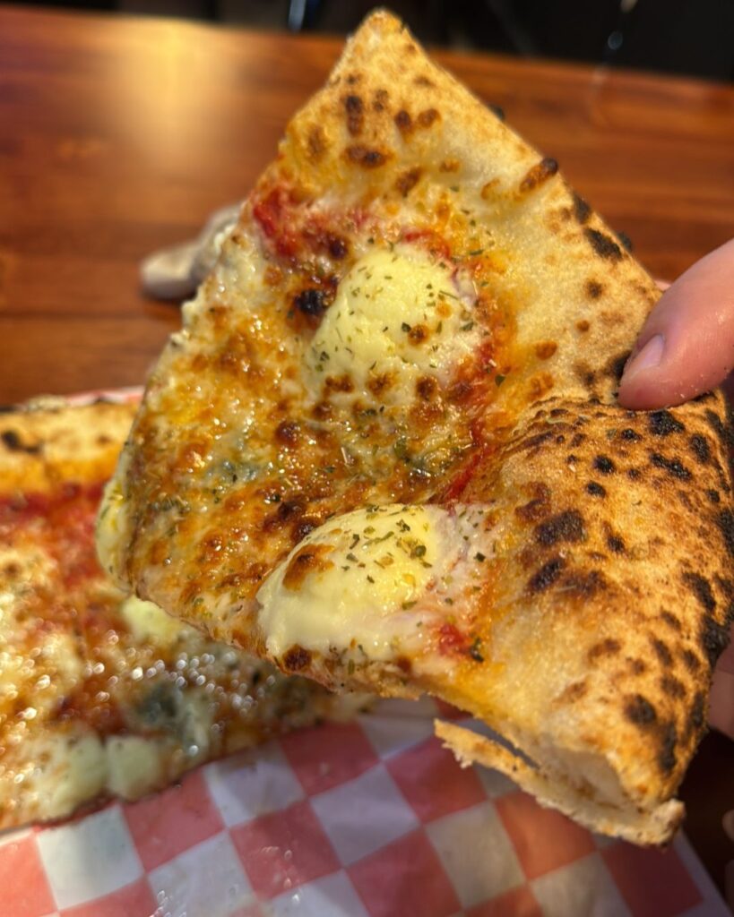 What Makes a Pizza Worth Coming Back For in Gainesville